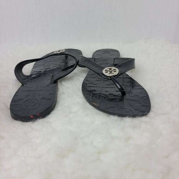 Tory Burch Womens Sandals Size 6M Thora Black Patent Leather Flip Flops Flats - Picture 6 of 9
